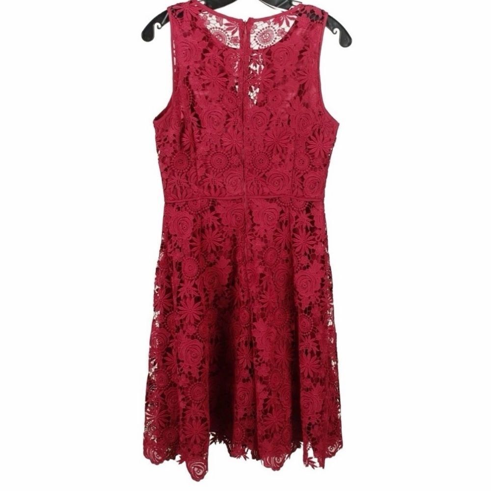 White House Black Market Lace Dress‎ Size 4